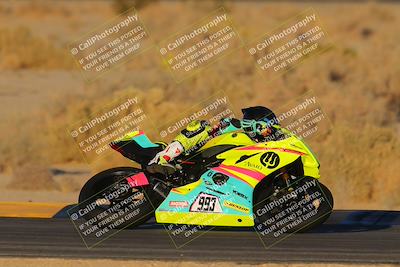 media/Nov-19-2023-CVMA (Sun) [[1f3d1b7ccb]]/Race 18 Supersport Middleweight/